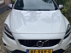 Wit Gebruikt 2017 Volvo V40 Business Edition Hatchback | € 9.950 (Super prijs)