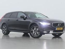Zwart Gebruikt 2017 Volvo V90 CC Stationwagen | € 22.400 (Eerlijke prijs)