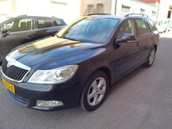 Zwart Gebruikt 2013 Skoda Octavia Stationwagen | € 4.950 (Eerlijke prijs)