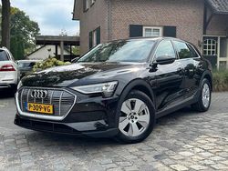 Zwart Gebruikt 2022 Audi e-tron Premium SUV | € 29.888