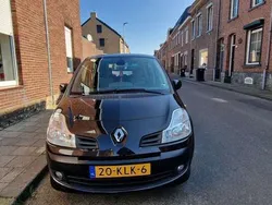 Zwart Gebruikt 2010 Renault Modus Dynamique MPV | € 4.395 (Eerlijke prijs)