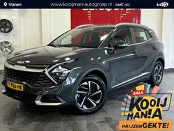 Grijs, metallic lak Gebruikt 2023 Kia Sportage SUV | € 35.400 (Eerlijke prijs)