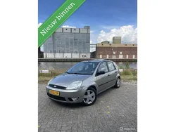 Grijs Gebruikt 2003 Ford Fiesta Trend Hatchback | € 1.195 (Eerlijke prijs)
