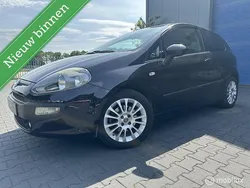 Zwart Gebruikt 2011 Fiat Punto Evo Racing Hatchback | € 3.399 (Eerlijke prijs)