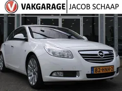 Wit Gebruikt 2009 Opel Insignia Cosmo Sedan | € 7.100 (Eerlijke prijs)