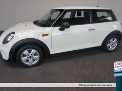 Wit Gebruikt 2016 Mini Cooper Hatchback | € 10.895 (Goede deal)