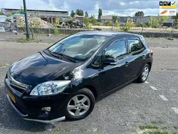 Zwart Gebruikt 2011 Toyota Auris Hatchback | € 6.400 (Eerlijke prijs)