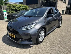 Grijs Gebruikt 2022 Mazda 2 Dynamic Hatchback | € 22.900 (Iets duurder)