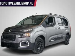 Grijs Gebruikt 2021 Citroën Berlingo PureTech MPV | € 29.995