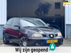 Zwart, metallic lak Gebruikt 2006 Seat Ibiza Reference Hatchback | € 2.495 (Eerlijke prijs)