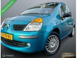 Blauw Gebruikt 2005 Renault Modus Dynamique MPV | € 1.750 (Eerlijke prijs)