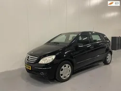Zwart Gebruikt 2007 Mercedes B200 MPV | € 3.950 (Iets duurder)