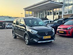 Grijs Gebruikt 2015 Dacia Lodgy MPV | € 7.950 (Iets duurder)