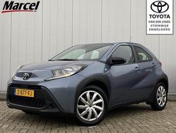 Grijs Gebruikt 2024 Toyota Aygo X Play SUV | € 16.900