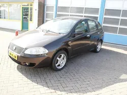 Bruin Gebruikt 2006 Fiat Croma Dynamic Hatchback | € 1.250 (Super prijs)