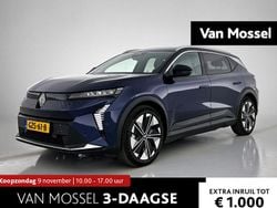 Twotone bleu nocturne / noir Gebruikt 2025 Renault Scénic Techno MPV | € 40.940 (Goede deal)