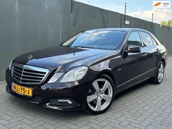 Bruin Gebruikt 2009 Mercedes E350 Avantgarde Sedan | € 6.950