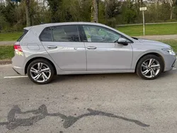 Grijs Gebruikt 2022 VW Golf VIII Active Stationwagen | € 27.500 (Eerlijke prijs)