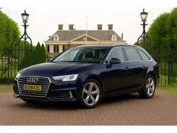 Blauw, metallic lak Gebruikt 2020 Audi A4 S-Line Stationwagen | € 26.900 (Eerlijke prijs)