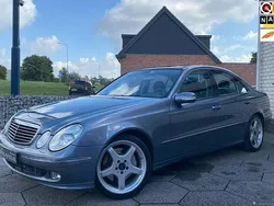 Blauw Gebruikt 2003 Mercedes E500 Elegance Sedan | € 7.445 (Goede deal)