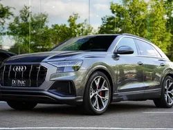 Grijs, metallic lak Gebruikt 2019 Audi Q8 Ambiente SUV | € 64.888 (Eerlijke prijs)