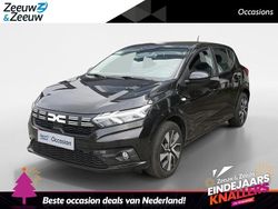 Zwart Gebruikt 2024 Dacia Sandero Expression Hatchback | € 18.935 (Eerlijke prijs)