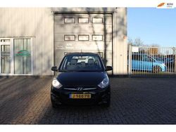 Zwart (metallic) Gebruikt 2012 Hyundai i10 Hatchback | € 1.999 (Eerlijke prijs)