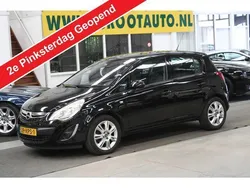 Zwart, metallic lak Gebruikt 2011 Opel Corsa Cosmo Hatchback | € 3.944 (Goede deal)