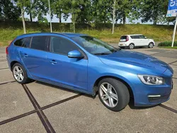 Blauw Gebruikt 2016 Volvo V60 Summum Stationwagen | € 12.900 (Super prijs)