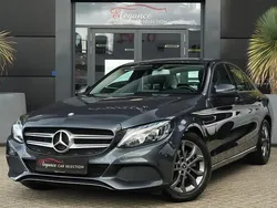 Grijs, metallic lak Gebruikt 2016 Mercedes C180 Prestige Sedan | € 21.950 (Eerlijke prijs)