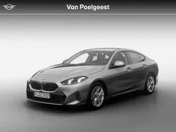 Grijs, metallic lak Nieuw 2025 BMW 220 Comfort Edition Coupé | € 52.974 (Super prijs)