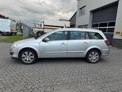 Grijs Gebruikt 2008 Opel Astra Executive Stationwagen | € 1.250 (Goede deal)