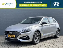 Grijs metallic Gebruikt 2023 Hyundai i30 Comfort Hatchback | € 25.900 (Eerlijke prijs)