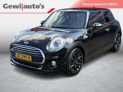Zwart Gebruikt 2014 Mini Cooper Chili Hatchback | € 14.999 (Eerlijke prijs)
