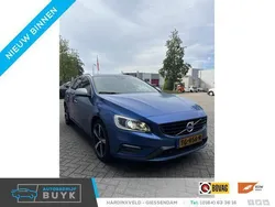 Blauw Gebruikt 2018 Volvo V60 Business Edition Stationwagen | € 18.000 (Super prijs)