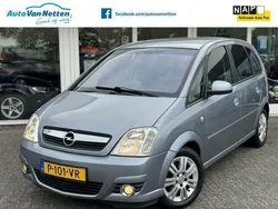 Grijs, metallic lak Gebruikt 2009 Opel Meriva Cosmo MPV | € 2.999 (Duur)