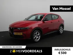 Rood Gebruikt 2023 Alfa Romeo Tonale Sprint SUV | € 31.940 (Goede deal)