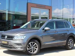 Gebruikt 2017 VW Tiguan Sound SUV | € 25.995 (Eerlijke prijs)