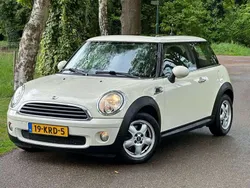 Wit Gebruikt 2010 Mini ONE Hatchback | € 3.500 (Goede deal)