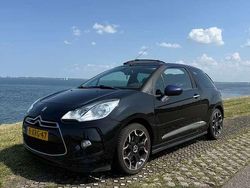 Zwart Gebruikt 2013 Citroën DS3 Cabriolet Sport Chic Cabriolet | € 5.500 (Goede deal)
