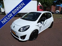 Wit Gebruikt 2010 Renault Twingo Dynamique Hatchback | € 2.644 (Eerlijke prijs)