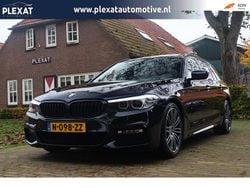 Zwart Gebruikt 2018 BMW 530 Executive Stationwagen | € 26.945 (Goede deal)