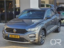 Grijs Gebruikt 2021 VW T-Roc Business SUV | € 26.449 (Goede deal)