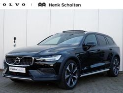 Zwart Gebruikt 2021 Volvo V60 CC Pro Stationwagen | € 39.950 (Goede deal)