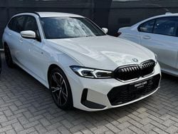 Wit Gebruikt 2023 BMW 330e Performance Stationwagen | € 41.950