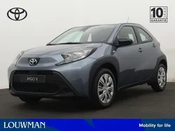 Grijs metallic Nieuw 2025 Toyota Aygo Play Hatchback | € 22.144 (Eerlijke prijs)