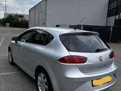 Grijs Gebruikt 2011 Seat Leon MPV | € 5.000 (Duur)