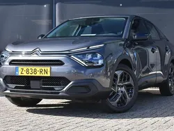 Grijs Gebruikt 2024 Citroën e-C4 SUV | € 19.900 (Eerlijke prijs)