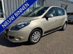 Beige Gebruikt 2010 Renault Scénic III Expression MPV | € 3.499 (Iets duurder)