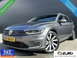 Grijs Gebruikt 2015 VW Passat Highline Stationwagen | € 14.950 (Eerlijke prijs)